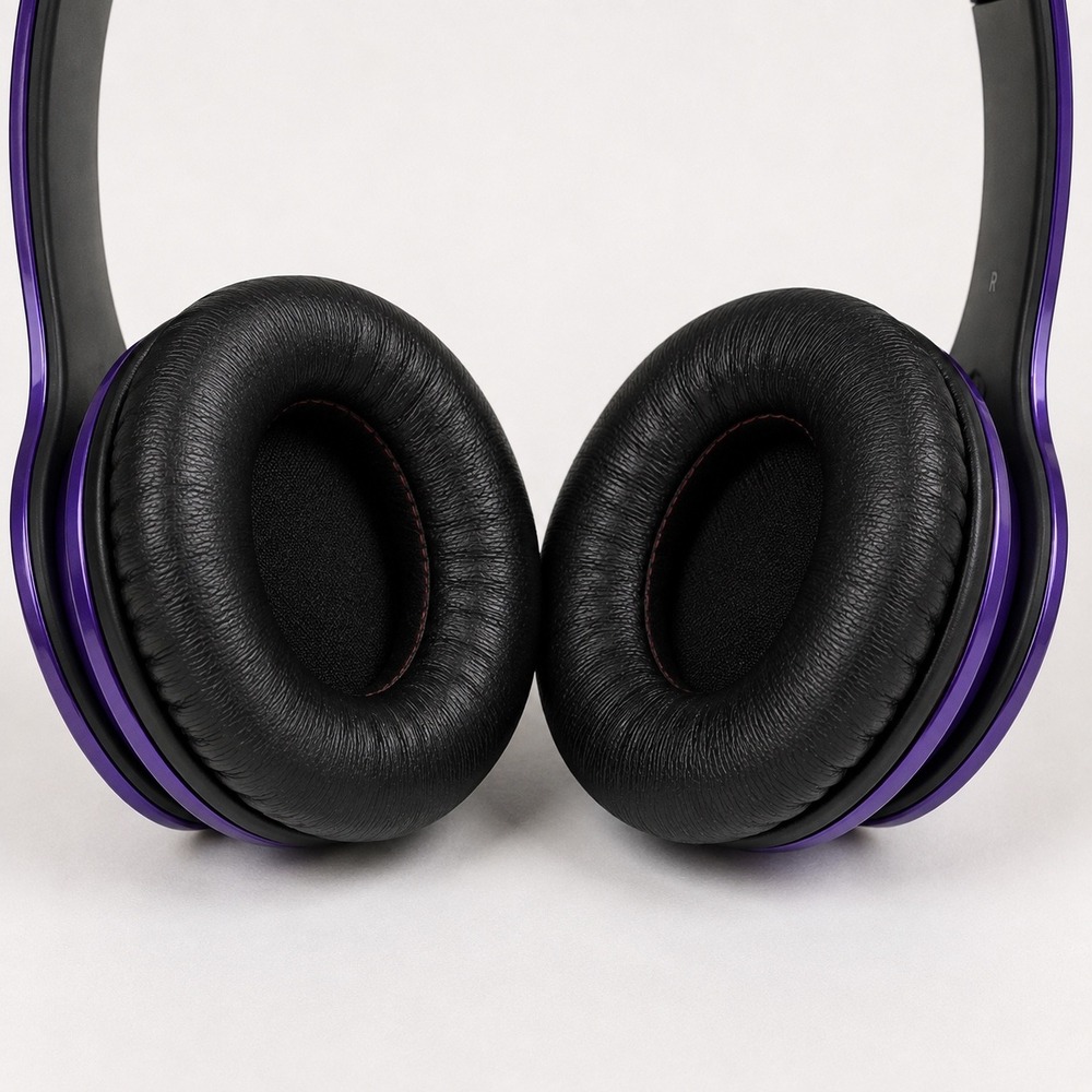 Beats Solo HD Purple wired on ear headphones, cable & case - Picture 2 of 7